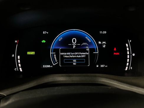 Used 2025 Toyota Camry LE FWD image 9