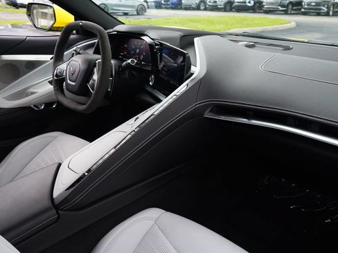 Used 2022 Chevrolet Corvette Stingray Preferred Cpe w/ 2LT RWD image 21