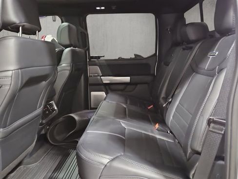 Used 2025 Ford F450 Platinum w/ FX4 Off-Road Package image 26