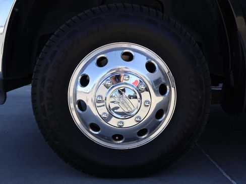 Used 2018 RAM 3500 Laramie Longhorn image 7