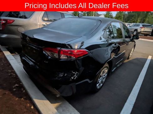 Used 2023 Toyota Corolla LE FWD image 7