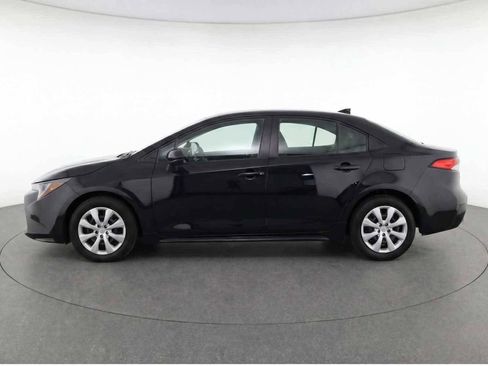 Used 2023 Toyota Corolla LE FWD image 6