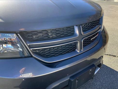 Used 2019 Dodge Journey GT image 28
