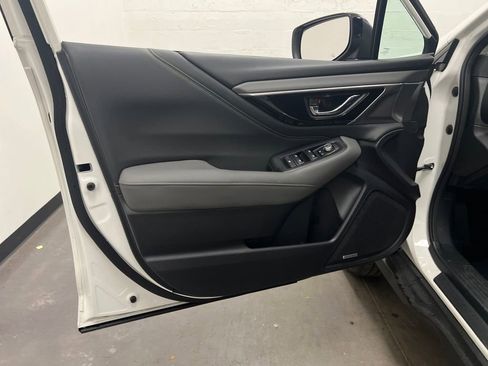 Used 2024 Subaru Outback Onyx Edition image 12