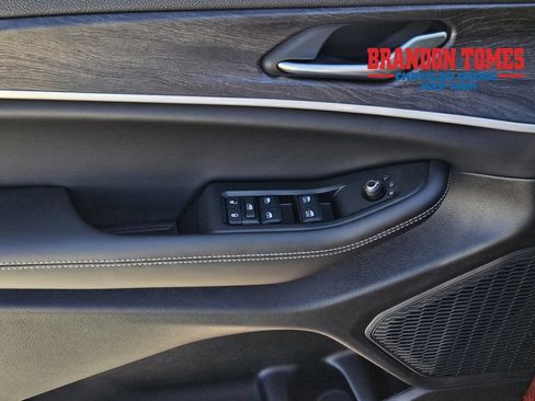 New 2026 Jeep Grand Cherokee Altitude RWD image 12