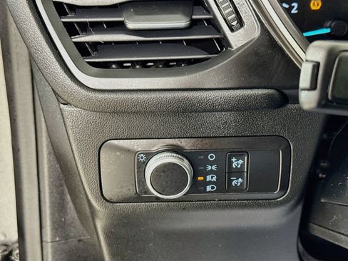 Used 2020 Ford Escape SE FWD image 11