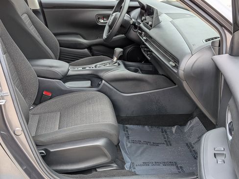 Used 2023 Honda HR-V LX image 26