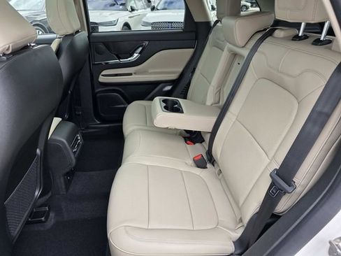 New 2026 Lincoln Corsair Reserve image 7