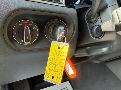 Used 2017 Porsche Macan S image 22