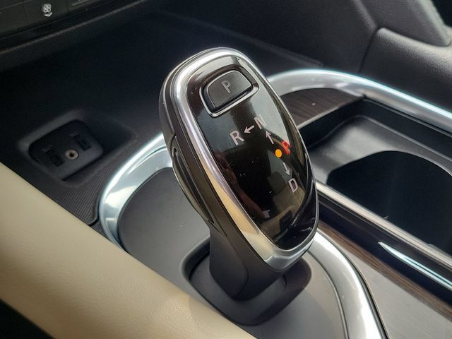 Used 2019 Buick Enclave Essence w/ Trailering Package, 5000 lbs. AWD/4WD image 22