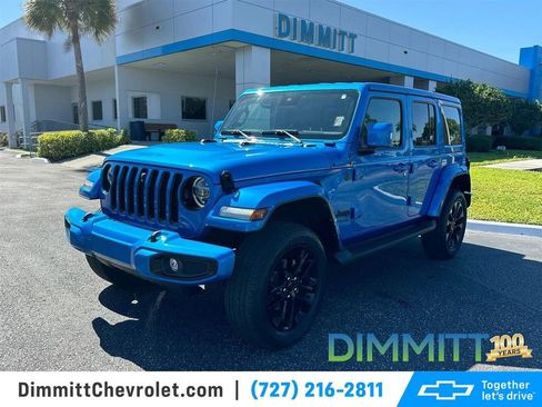 Used 2022 Jeep Wrangler Unlimited Sahara AWD/4WD image 1