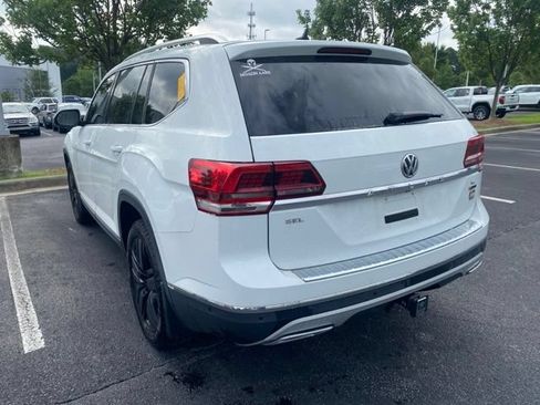 Used 2018 Volkswagen Atlas SEL Premium AWD/4WD image 3
