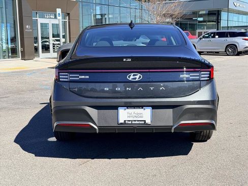 New 2026 Hyundai Sonata SE FWD image 4