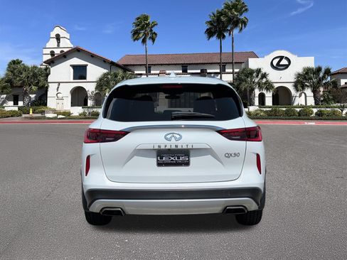 Used 2019 INFINITI QX50 Pure FWD image 3