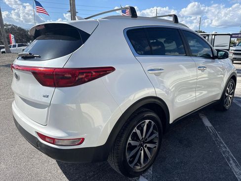 Used 2017 Kia Sportage EX image 5
