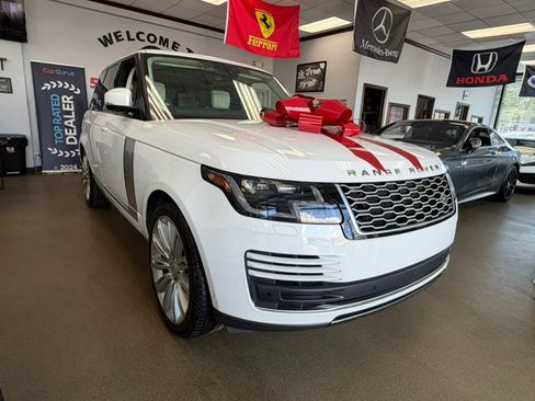Used 2019 Land Rover Range Rover Supercharged AWD/4WD image 2