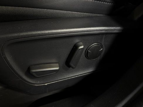 Used 2025 Ford Escape ST-Line image 21