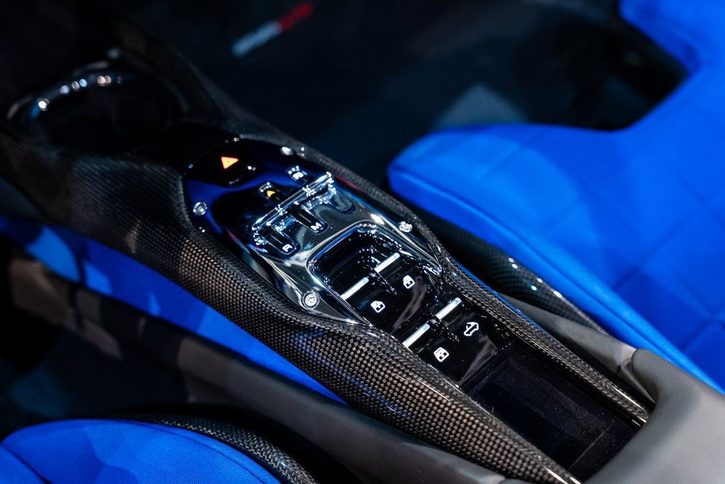 Used 2025 Ferrari 296 GTS RWD image 41