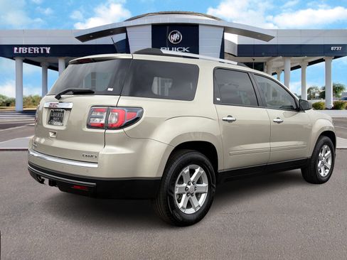 Used 2015 GMC Acadia SLE image 3