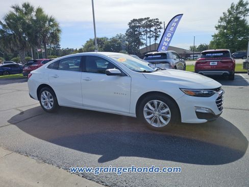 Used 2025 Chevrolet Malibu LT FWD image 7