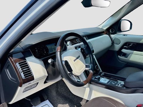 Used 2019 Land Rover Range Rover HSE AWD/4WD image 9