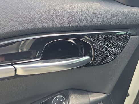 New 2026 Kia Seltos S FWD image 17