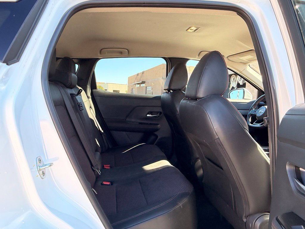 Used 2025 Nissan Kicks SR FWD image 19