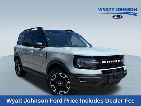 Used 2022 Ford Bronco Sport Outer Banks w/ Tech Package AWD/4WD image 1