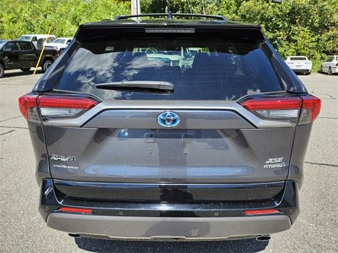 Used 2020 Toyota RAV4 XSE image 6
