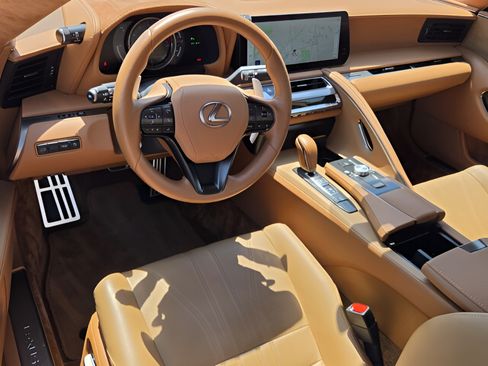 Used 2024 Lexus LC 500 Coupe w/ Touring Package RWD image 12