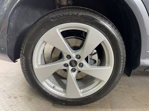 New 2025 Audi Q5 Premium Plus image 10