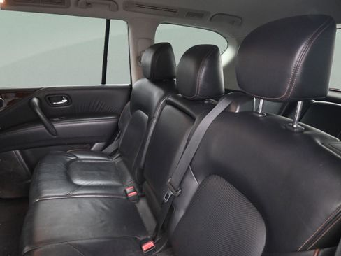 Used 2018 Nissan Armada Platinum w/ Interior Lighting Package AWD/4WD image 34