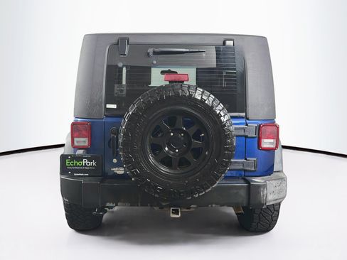 Used 2009 Jeep Wrangler X AWD/4WD image 7
