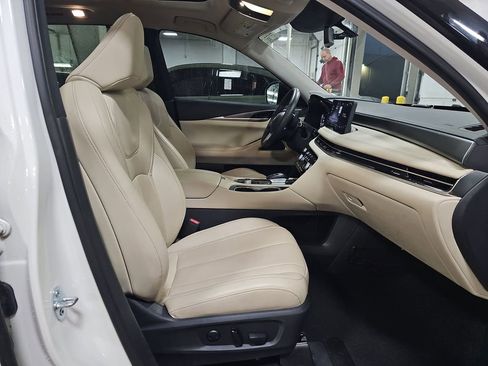 Used 2023 INFINITI QX60 Luxe w/ Performance Audio Package image 15