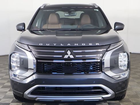 New 2025 Mitsubishi Outlander SEL image 16