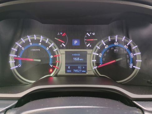 Used 2019 Toyota 4Runner TRD Off-Road Premium AWD/4WD image 27