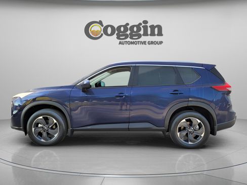 New 2026 Nissan Rogue SV w/ SV Premium Package image 4