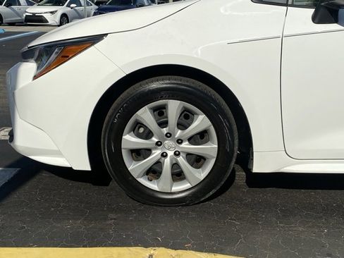 Used 2023 Toyota Corolla LE image 10