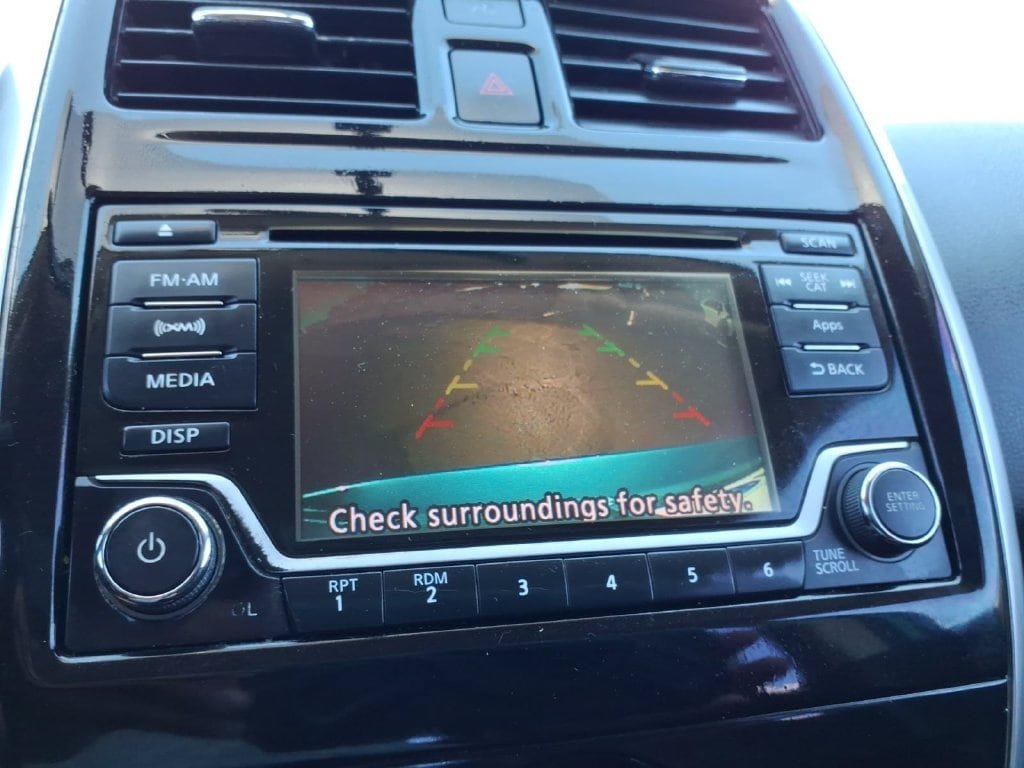 Used 2015 Nissan Versa Note SV w/ SV Convenience Package FWD image 5