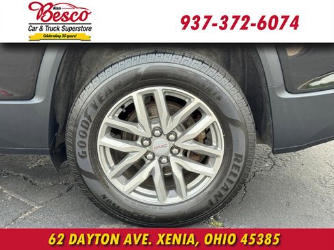 Used 2018 GMC Acadia SLE AWD/4WD image 6