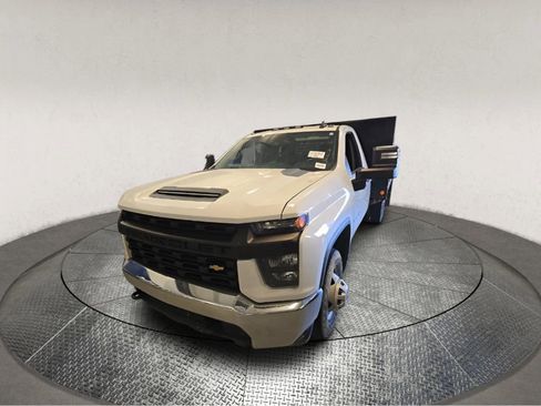 Used 2021 Chevrolet Silverado 3500 W/T w/ WT Convenience Package RWD image 3
