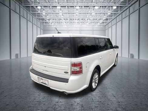 Used 2019 Ford Flex SE FWD image 5
