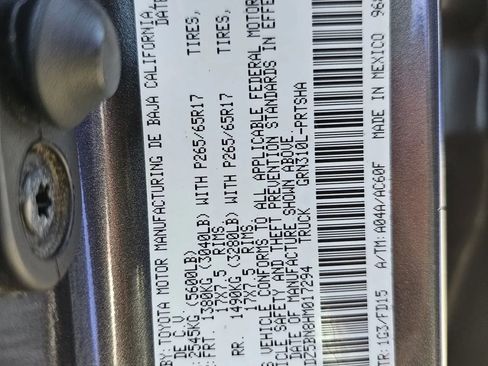 Used 2017 Toyota Tacoma TRD Off-Road image 23