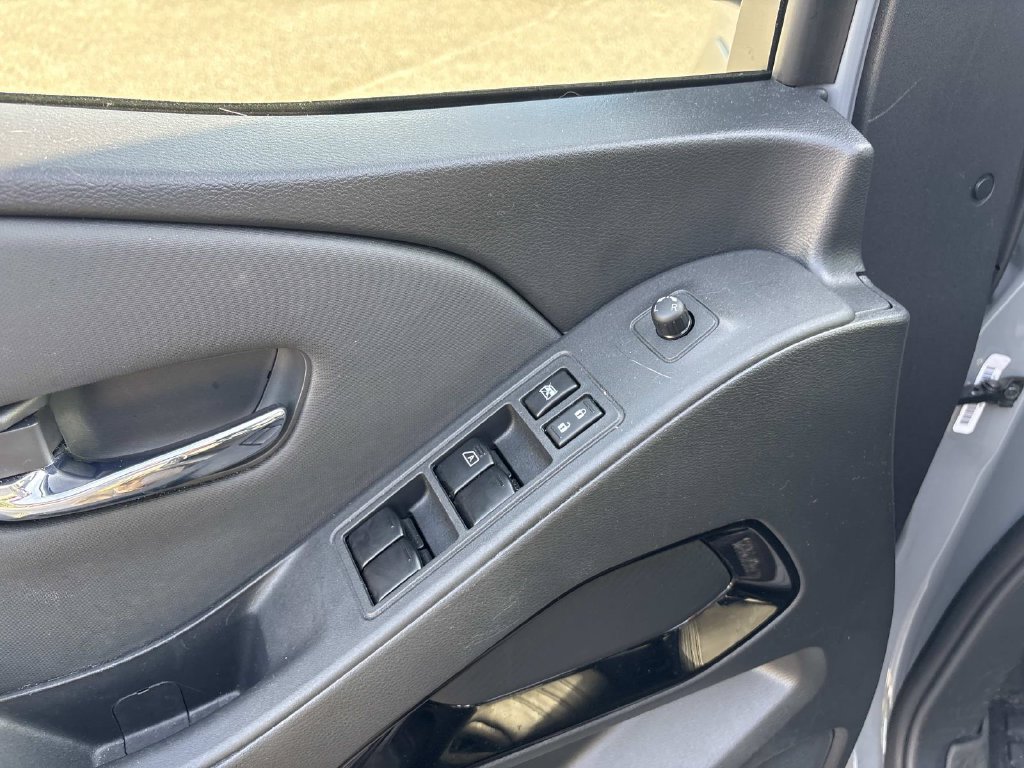 Used 2022 Nissan Frontier Pro-X w/ Pro-X Premium Package RWD image 9