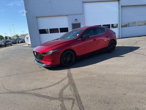 Used 2023 MAZDA MAZDA3 Hatchback w/Premium Plus Pkg AWD/4WD image 19