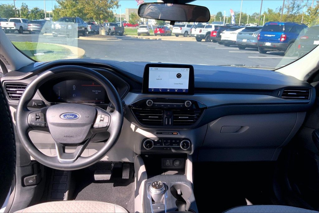 Used 2025 Ford Escape Active FWD image 10