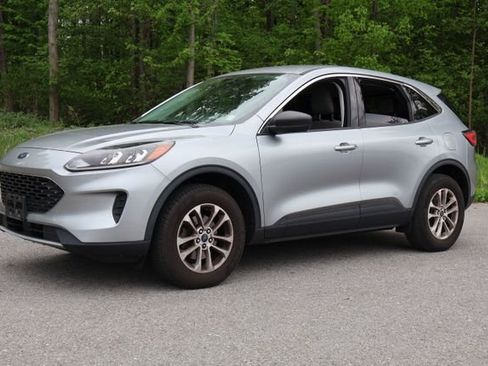 Used 2022 Ford Escape SE w/ Convenience Package AWD/4WD image 4