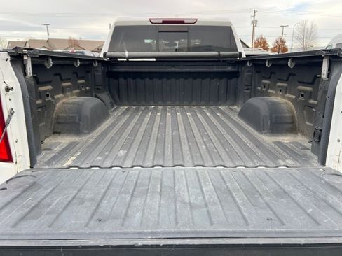 Used 2021 Chevrolet Silverado 1500 LT Trail Boss image 13