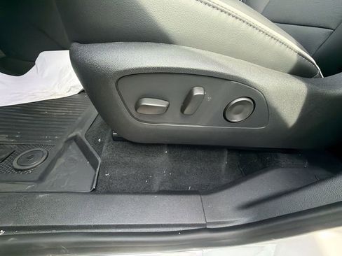 New 2026 Buick Enclave Preferred w/ Power Package AWD/4WD image 18