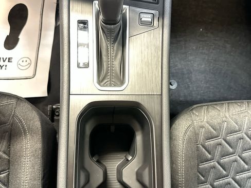 New 2026 Nissan Kicks SV w/ SV Premium Package AWD/4WD image 19